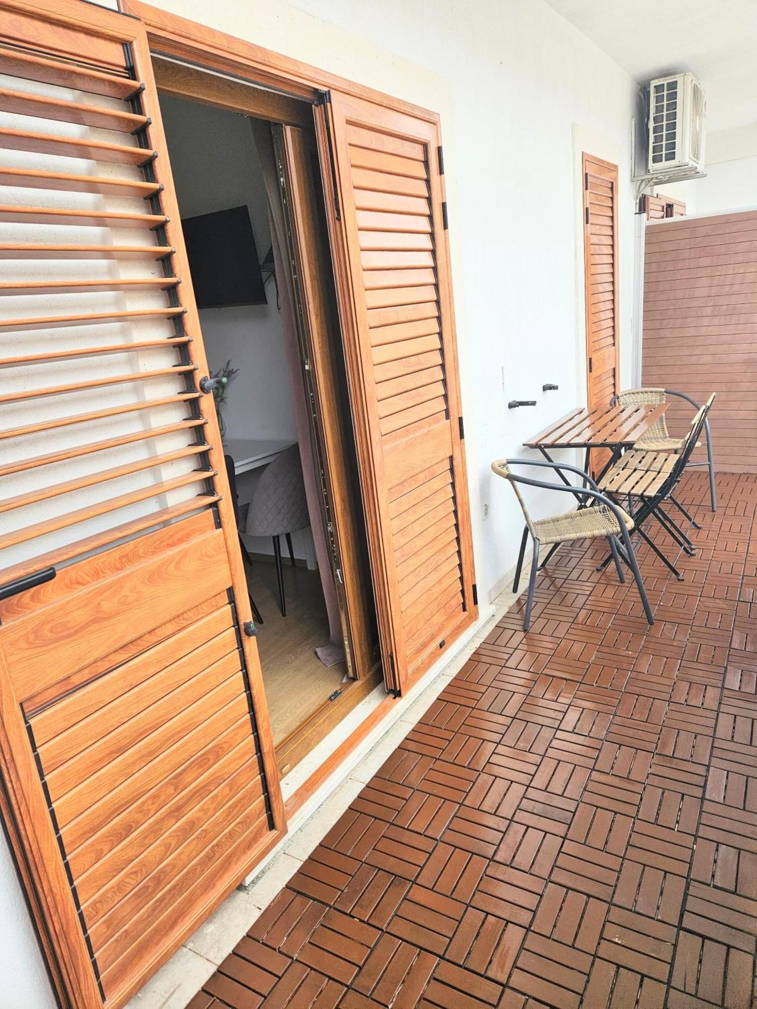 Apartmani Majic Makarska Ruang foto